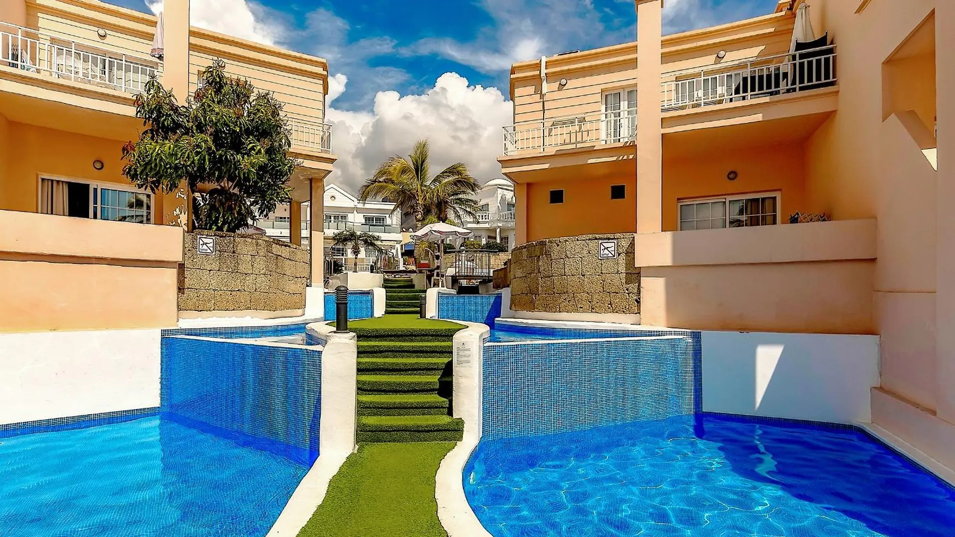 2 Bedroom Apartment In Villas Fanabe Costa Adeje  Hiszpania